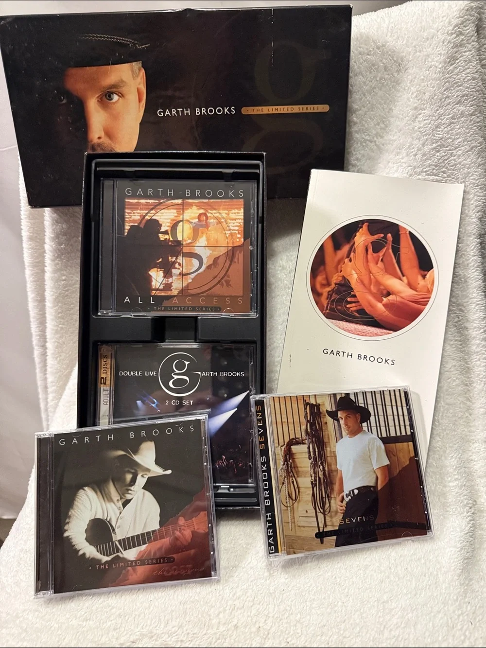 Collector Box Set - White and Black